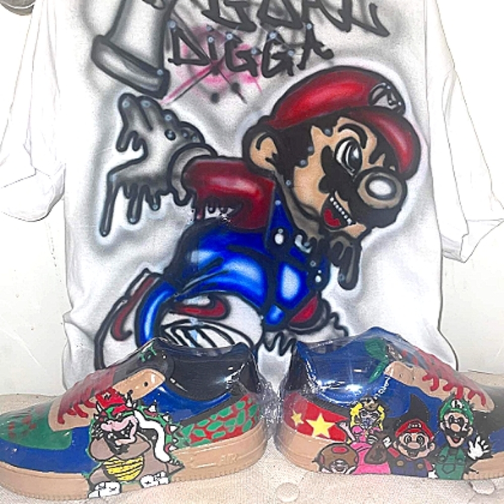 Custom Air forces with t-shirt by Jay Inkk